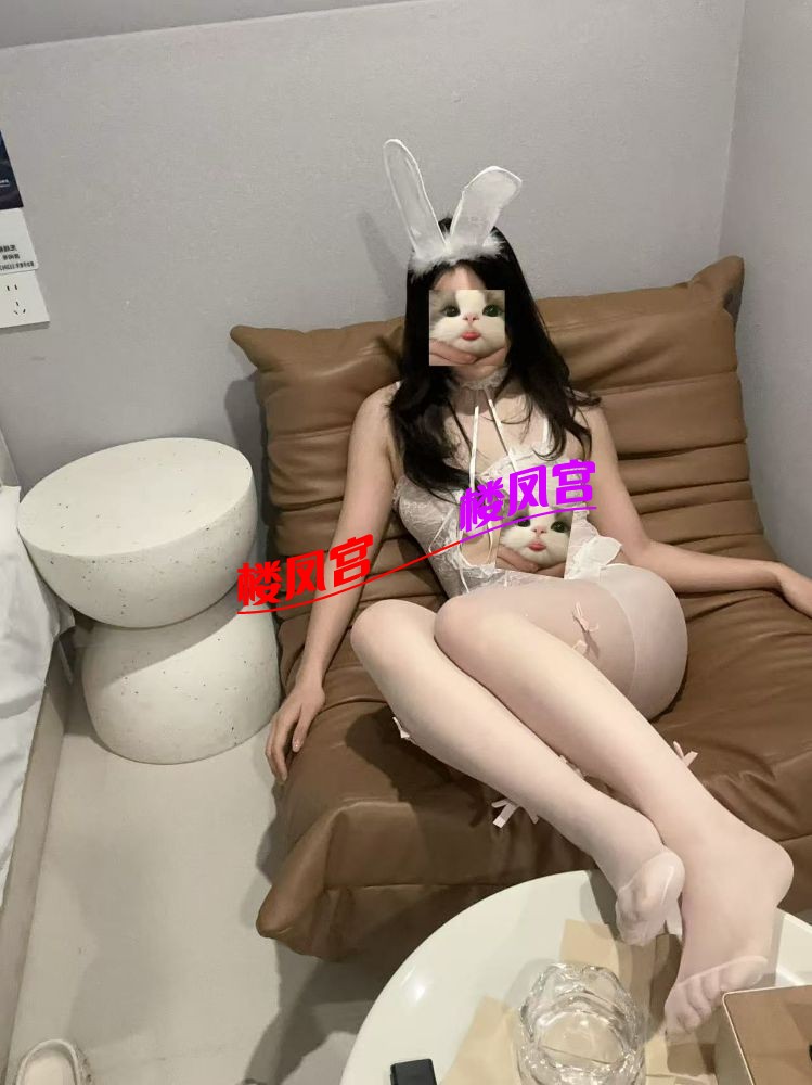 4b2c0337f7d6bf5accf157e688296a7c.jpg